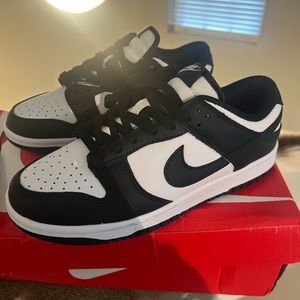 Nike Dunk Low Retro White Black Panda